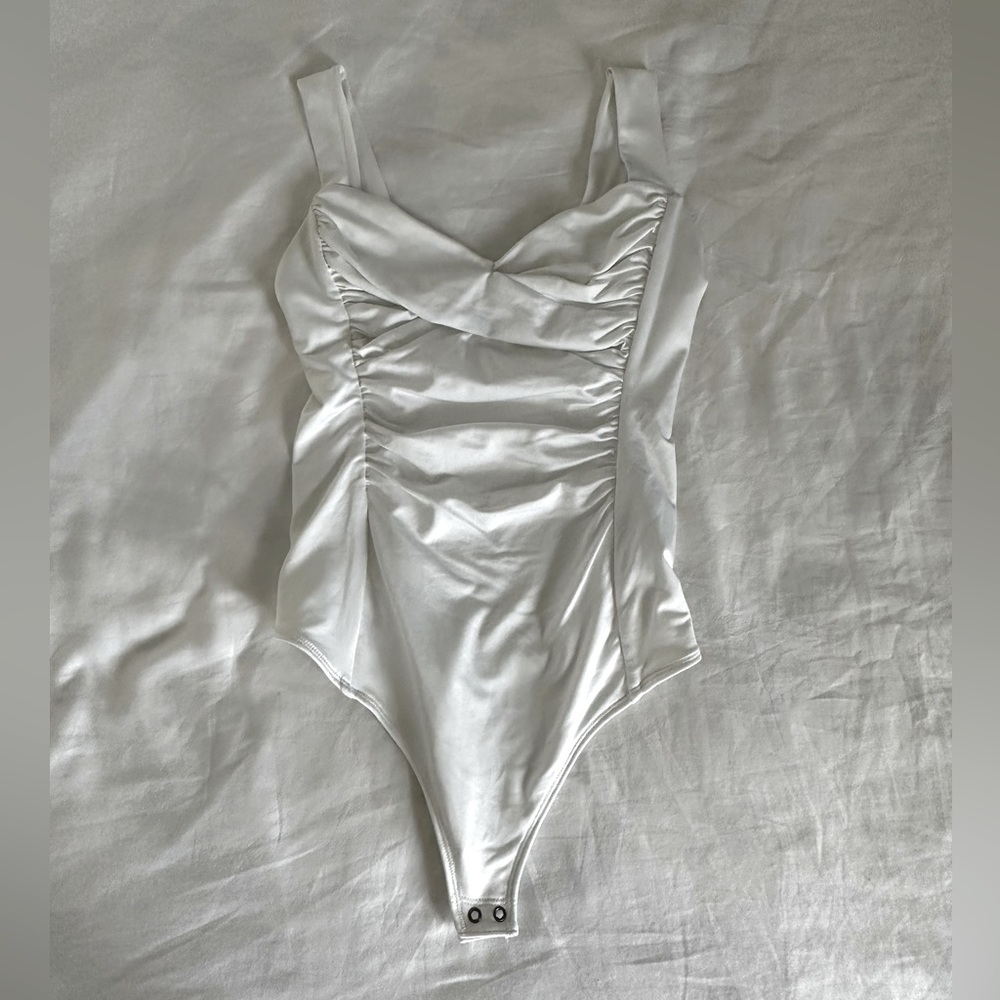 XS silk Abercrombie body suit